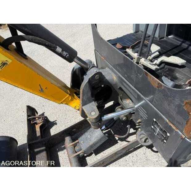 BOBCAT E16-49252650