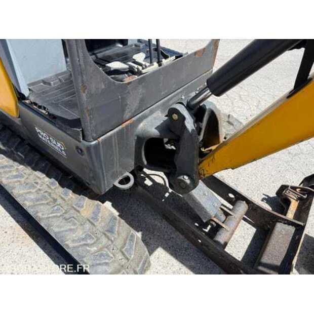 BOBCAT E16-49252651