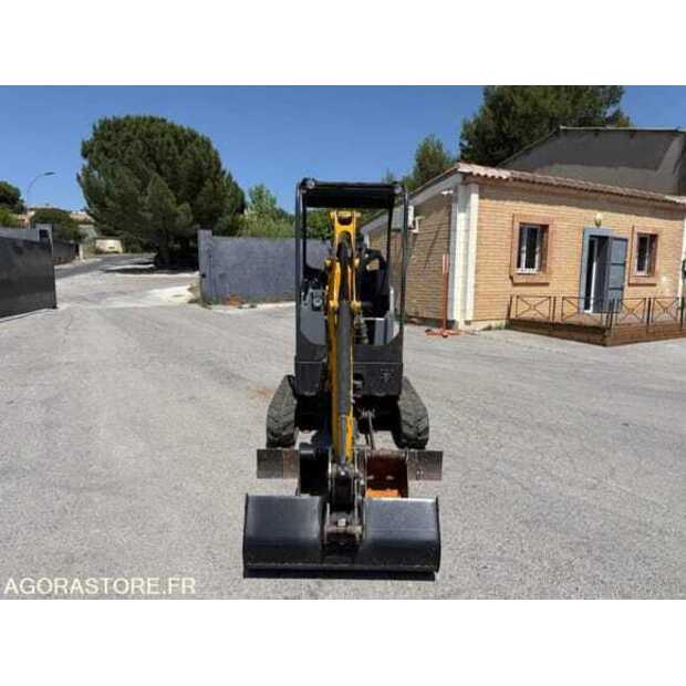 BOBCAT E16-49252667