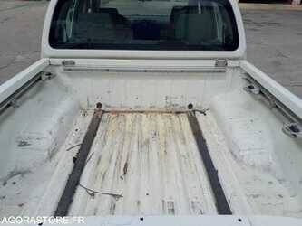 2012-nissan-navara-1491665-49252685