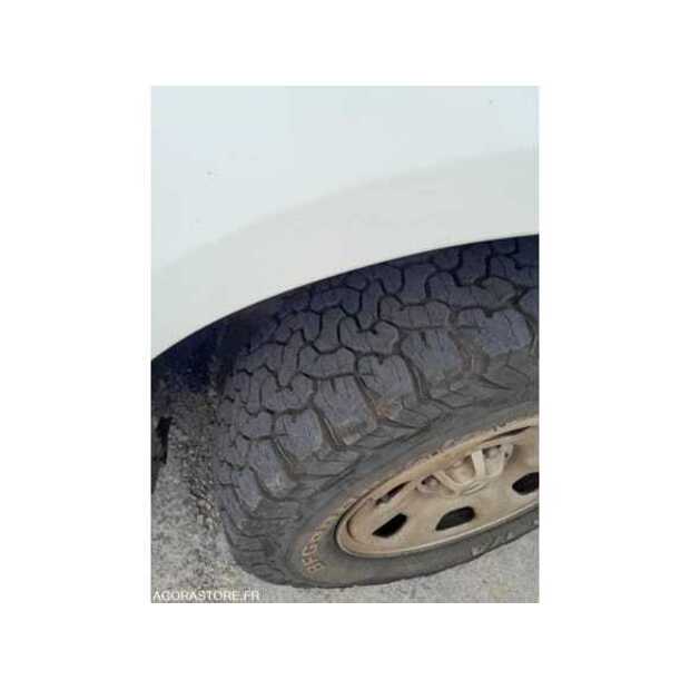 2012 NISSAN NAVARA-49252704