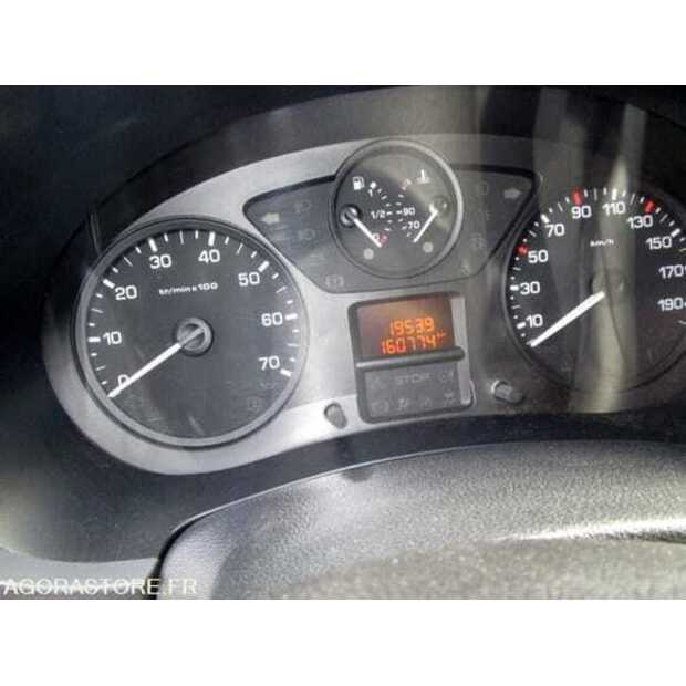 Citroen-49252761