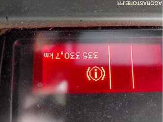 2010-renault-premium-1491671-49252793