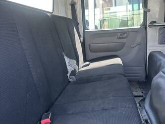 2021-mitsubishi-fuso-canter-49256187