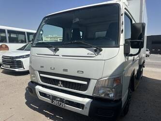 2021-mitsubishi-fuso-canter-49256192