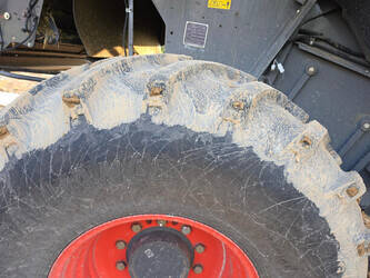 2014-claas-lexion-770tt-1412042-49256223