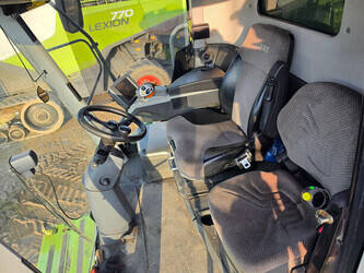 2014-claas-lexion-770tt-1412042-49256251