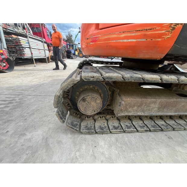 2016 Hitachi ZX85 US-5A-49256332
