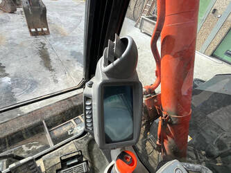 2016-hitachi-zx85-us-5a-49256337