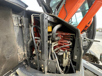 2016-hitachi-zx85-us-5a-49256352