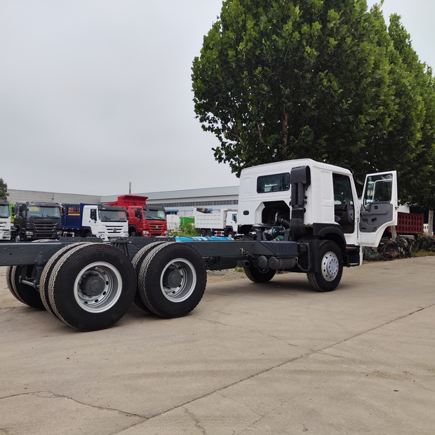 2022 HOWO 371HP-49259511