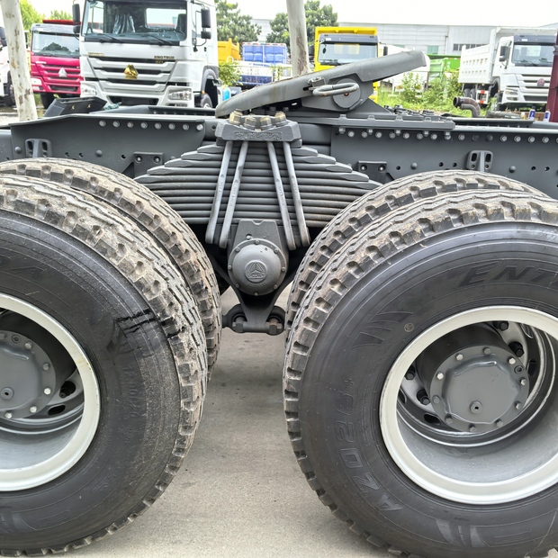 2023 HOWO 420HP-49259660