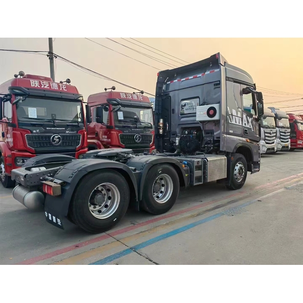 2022 HOWO 371HP-49259692