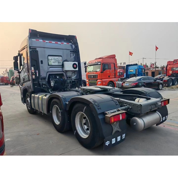2022 HOWO 371HP-49259693