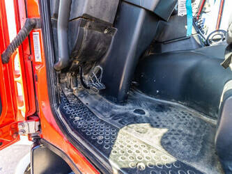 2012-iveco-stralis-300-49260147