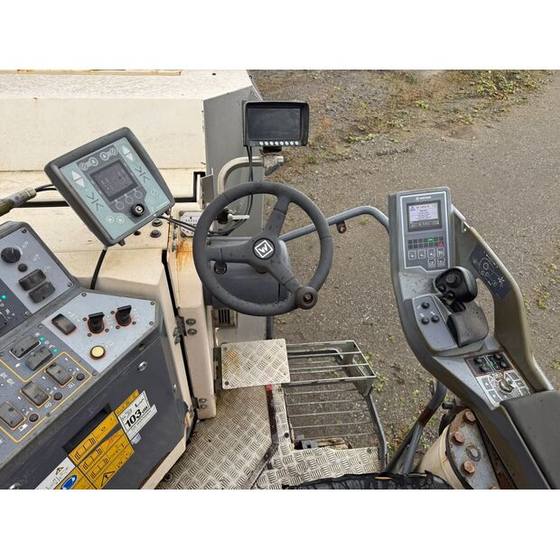 2017 Wirtgen W100CFI-49264880