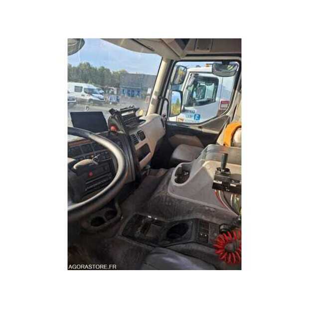 2011 Renault Kerax-49264889
