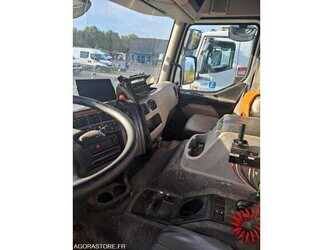 2011-renault-kerax-1491974-49264889