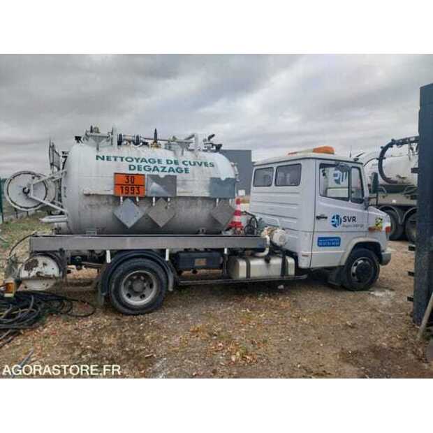 2002 Mercedes-Benz 814-49264986