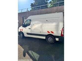 2014-renault-master-1491985-49265047