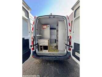 2014-renault-master-1491985-49265053