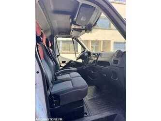 2014-renault-master-1491985-49265061