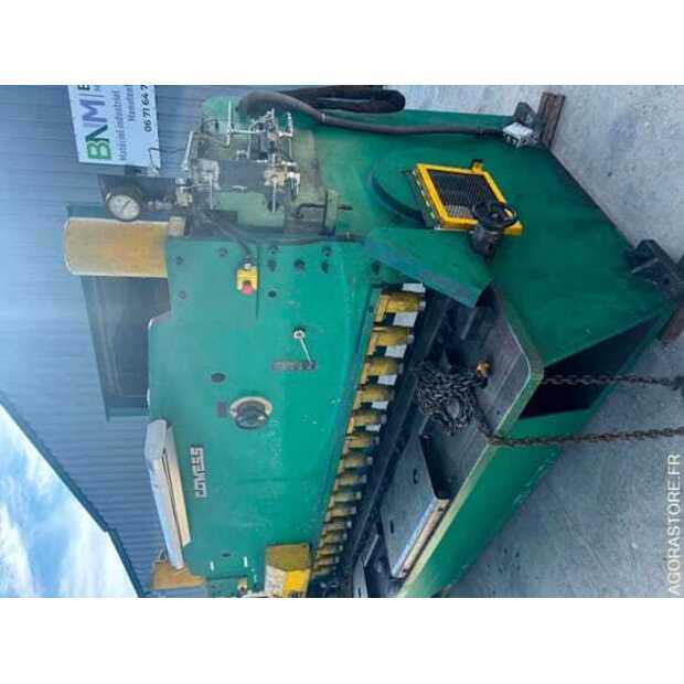 Guillotine-49265079