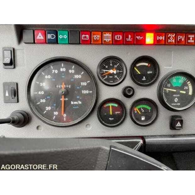 1994 Renault M180-49265123
