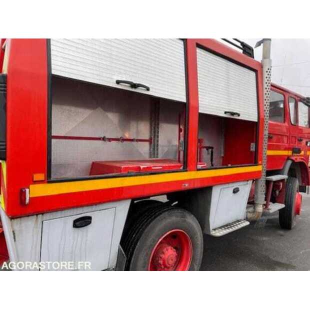 1994 Renault M180-49265126