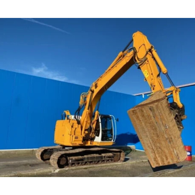 2014 Hitachi ZX225-49265955