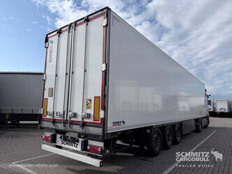 Image de CAMIONS ET TRANSPORT 2023 Schmitz Cargobull OTHERS À vendre à Lettonie