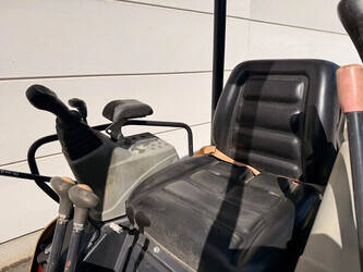 2021-yanmar-vio17-49269780