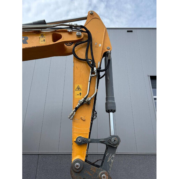 2022 ليبهير R930LC-49269818