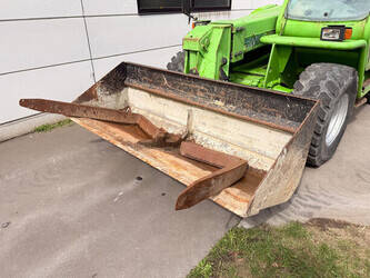 2002-merlo-p33-7kt-49270071