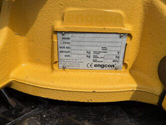 2010-caterpillar-m313d-1492212-49271864