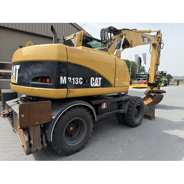 2010 Caterpillar M313D-49271870