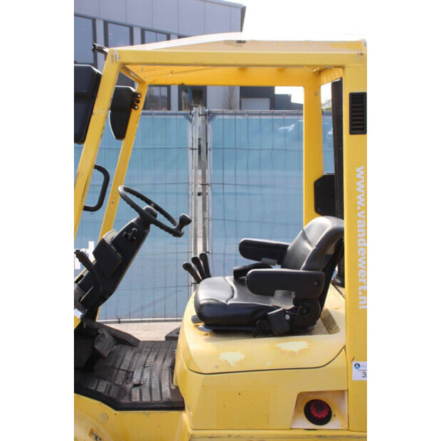 2004 Hyster H3.00XM-49274230