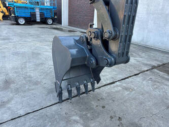 2012-volvo-ec60c-1492288-49274758