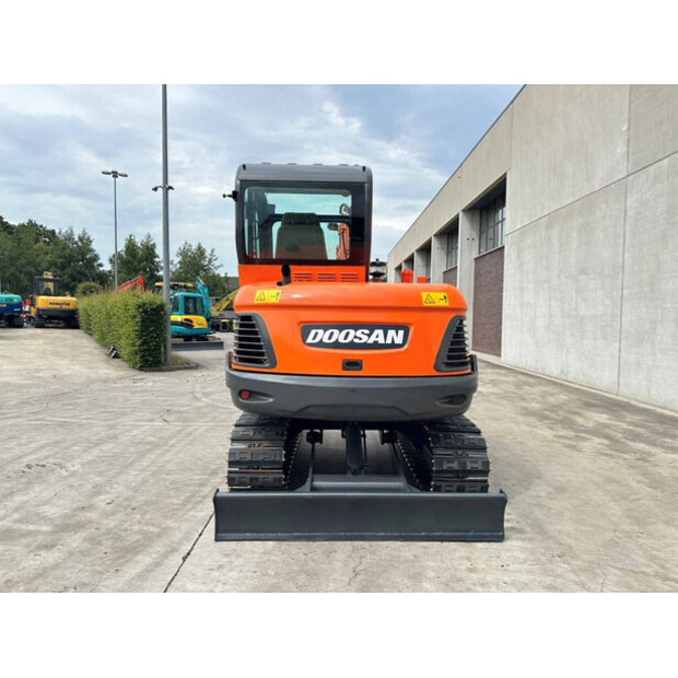 2018 Doosan DX55-9C-49274930