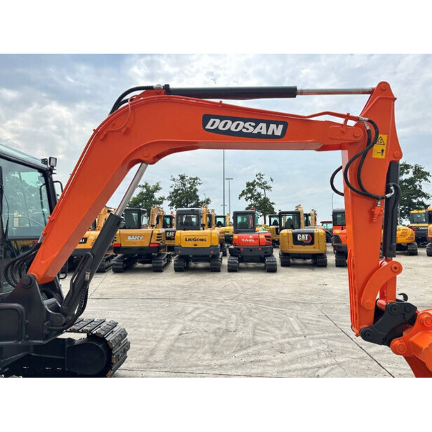 2018 Doosan DX55-9C-49274939