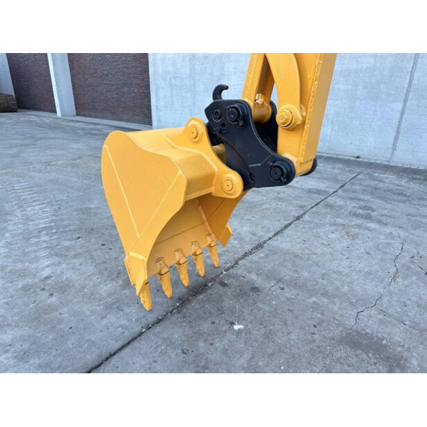 2012 Komatsu PC40MR-2-49275192