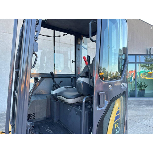 2012 Komatsu PC40MR-2-49275215