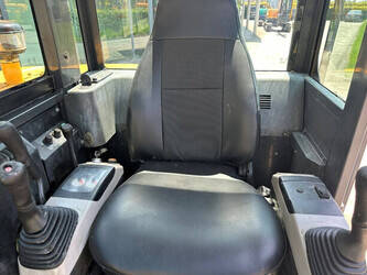 2016-komatsu-pc56-7-1492303-49275284