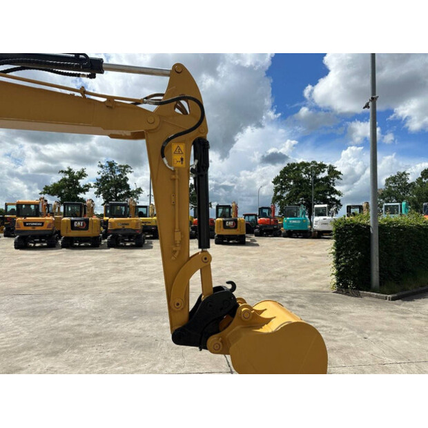 2017 Caterpillar 305.5E2-49275317