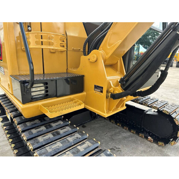 2017 Caterpillar 305.5E2-49275320