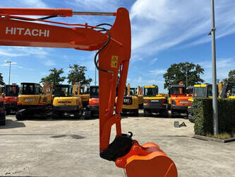 2013-hitachi-zx60-5g-49275658