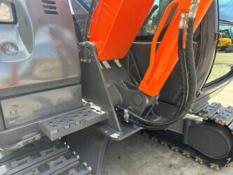 2013-hitachi-zx60-5g-49275661