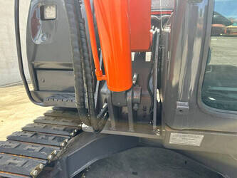 2013-hitachi-zx60-5g-49275662