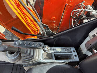 2013-hitachi-zx60-5g-49275681