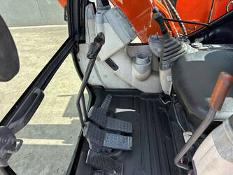 2013-hitachi-zx60-5g-49275683